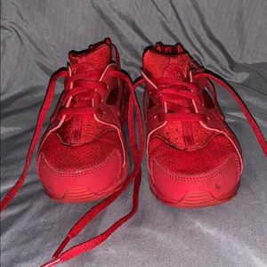 Red Huarache gently used size 12 boy shoes